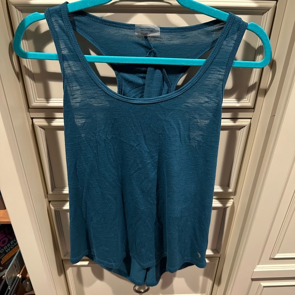 NWOT Jessica Simpson Activewear Tank Top Blue Medium - Picture 1 of 5